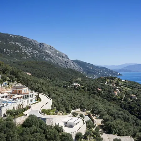 Villa Monte Leone By Konnect With Pool, Hot Tub, & Stunning Seaview *