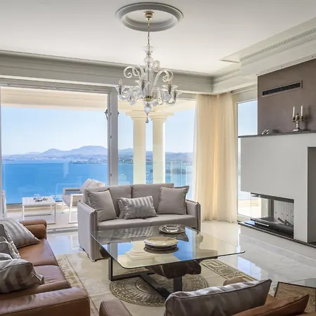 Monte Leone By Konnect With Pool, Hot Tub, & Stunning Seaview