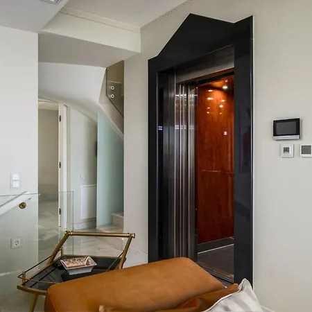 Monte Leone By Konnect With Pool, Hot Tub, & Stunning Seaview Villa *