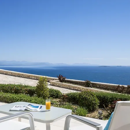 Monte Leone By Konnect With Pool, Hot Tub, & Stunning Seaview * Pyrgi (Corfu)