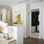 Monte Leone By Konnect With Pool, Hot Tub, & Stunning Seaview Villa *
