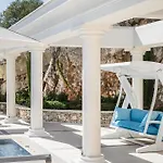 Monte Leone By Konnect With Pool, Hot Tub, & Stunning Seaview